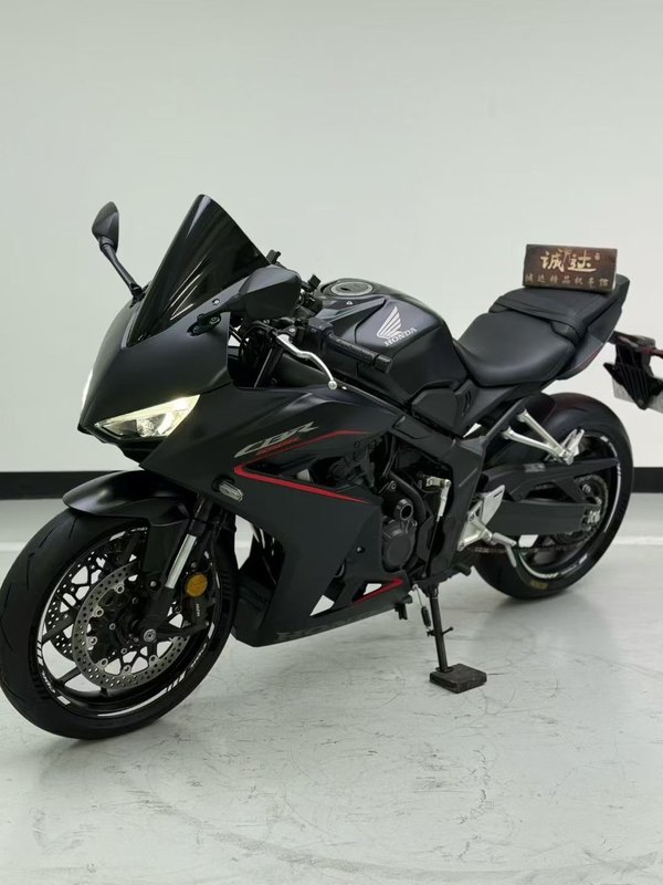 二手本田CBR650R