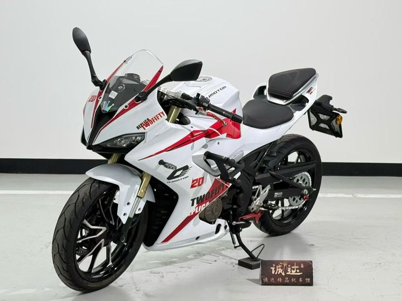 二手QJMOTOR赛250
