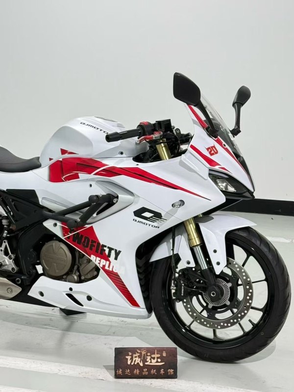 二手QJMOTOR赛250