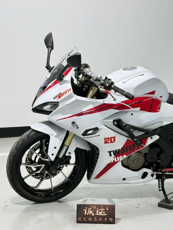 二手QJMOTOR赛250