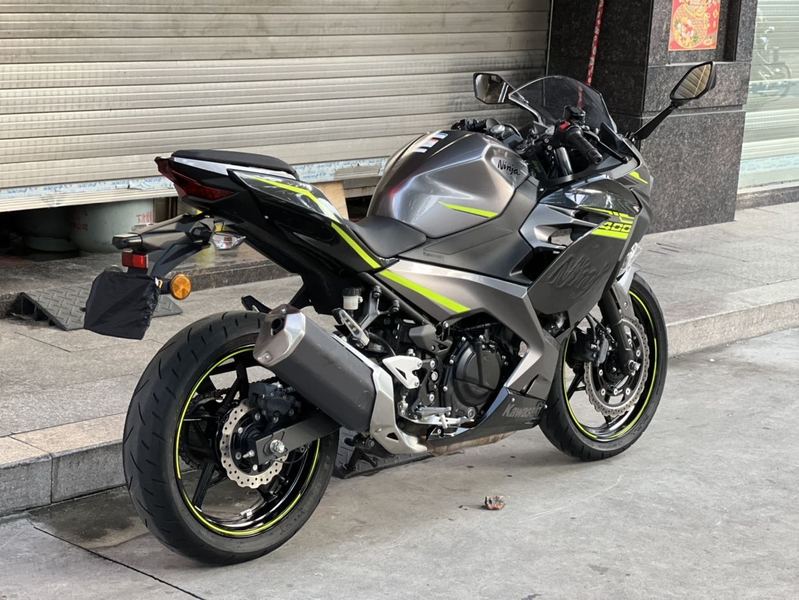 二手川崎Ninja 400