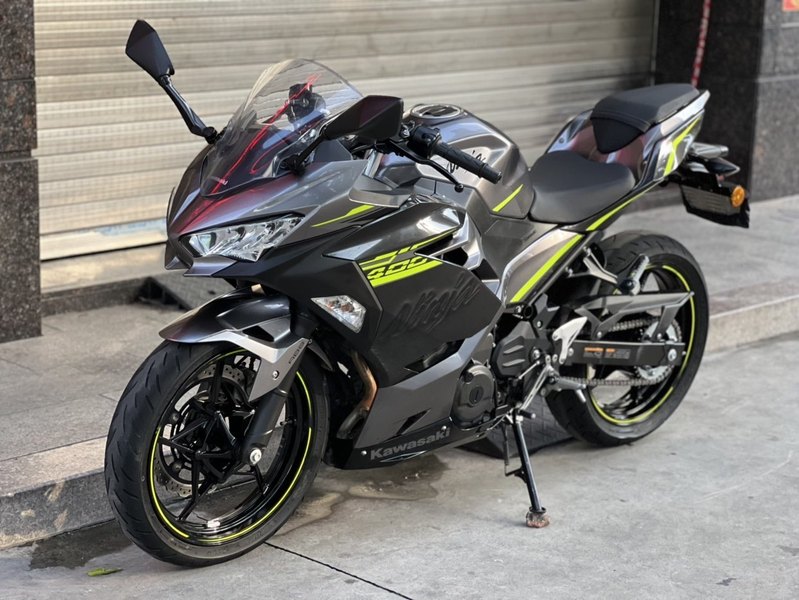 二手川崎Ninja 400