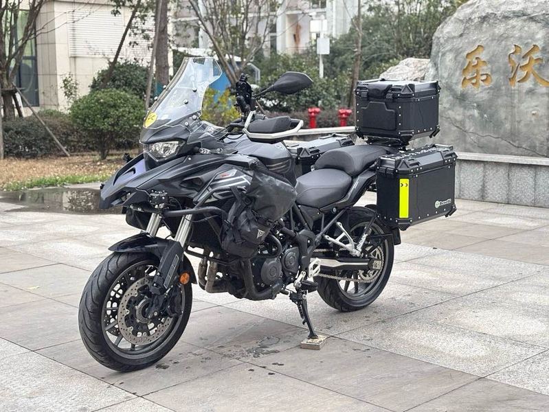 二手贝纳利TRK552