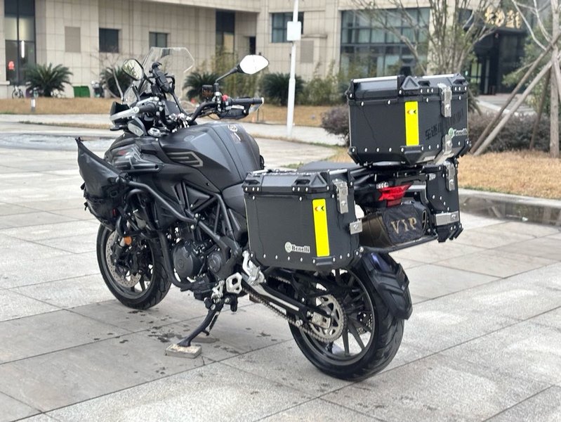 二手贝纳利TRK552