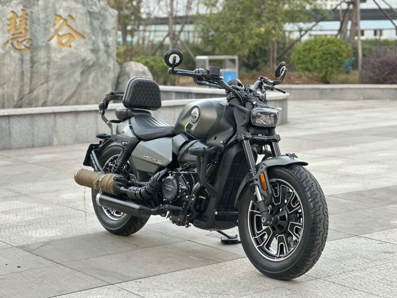 二手贝纳利哈伦402