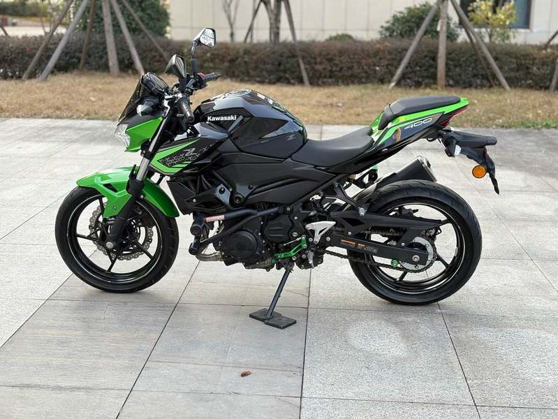 二手川崎Z400