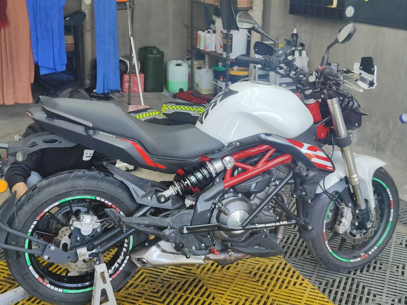 二手贝纳利蓝宝龙 BN302S