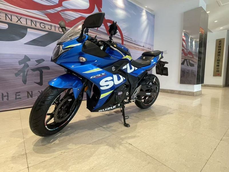 二手豪爵铃木GSX250R