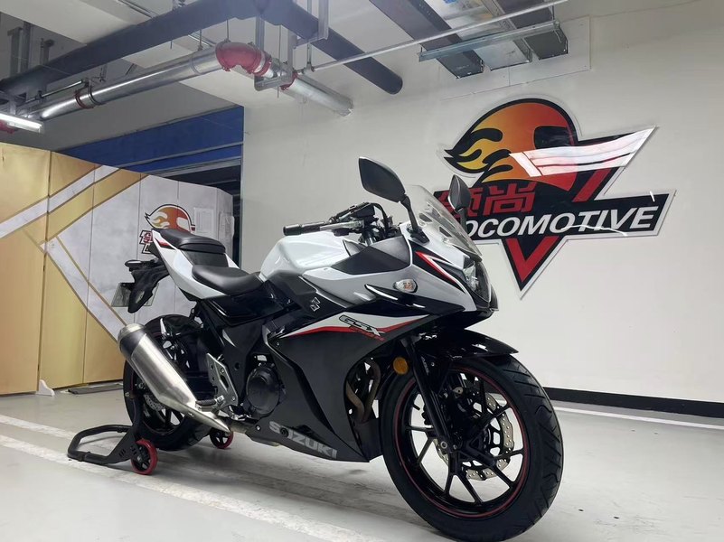 二手豪爵铃木GSX250R