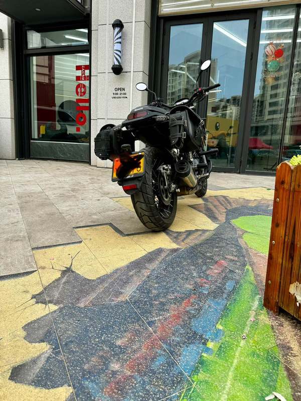 二手贝纳利幼狮 Leoncino 500