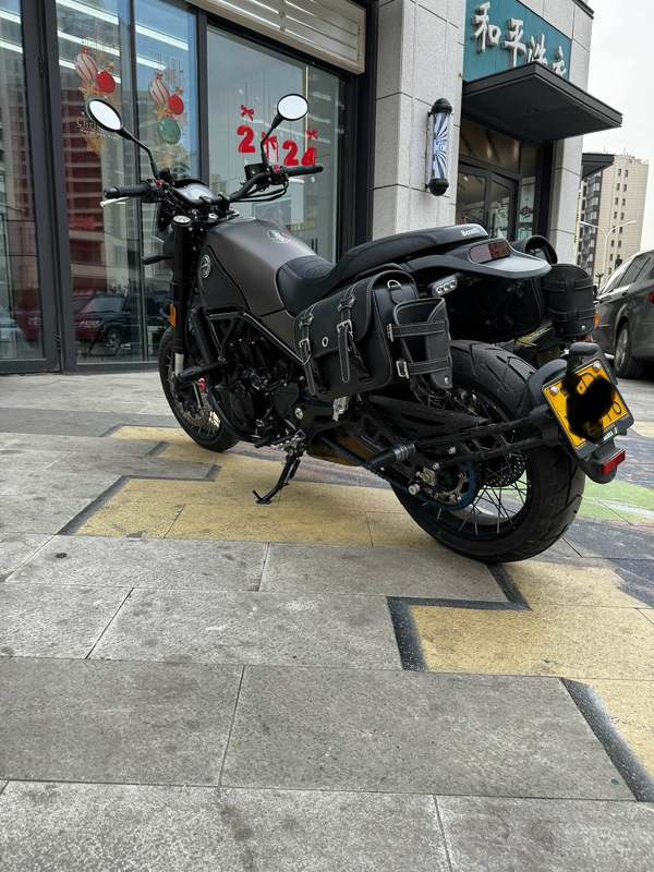 二手贝纳利幼狮 Leoncino 500