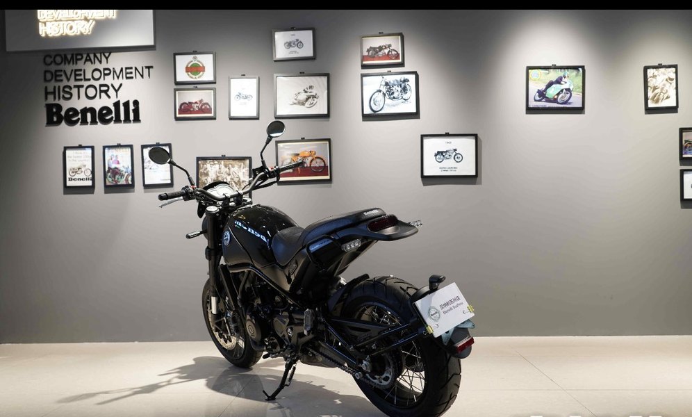 二手贝纳利幼狮 Leoncino 500