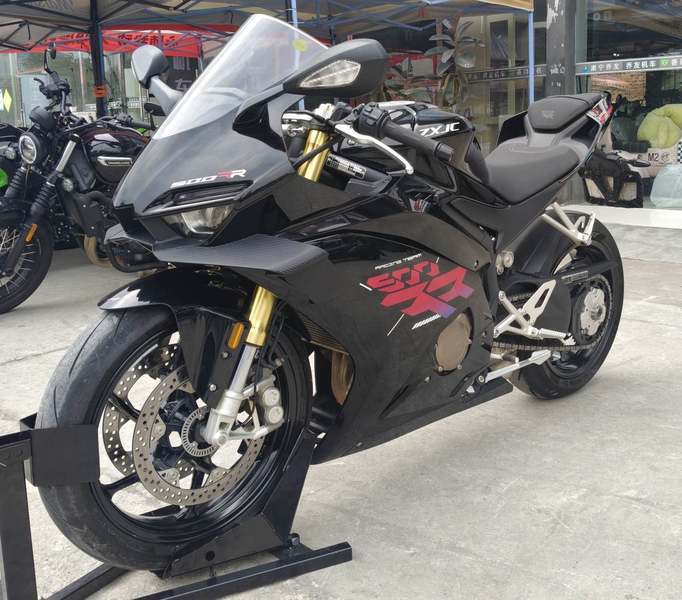 二手张雪机车500RR