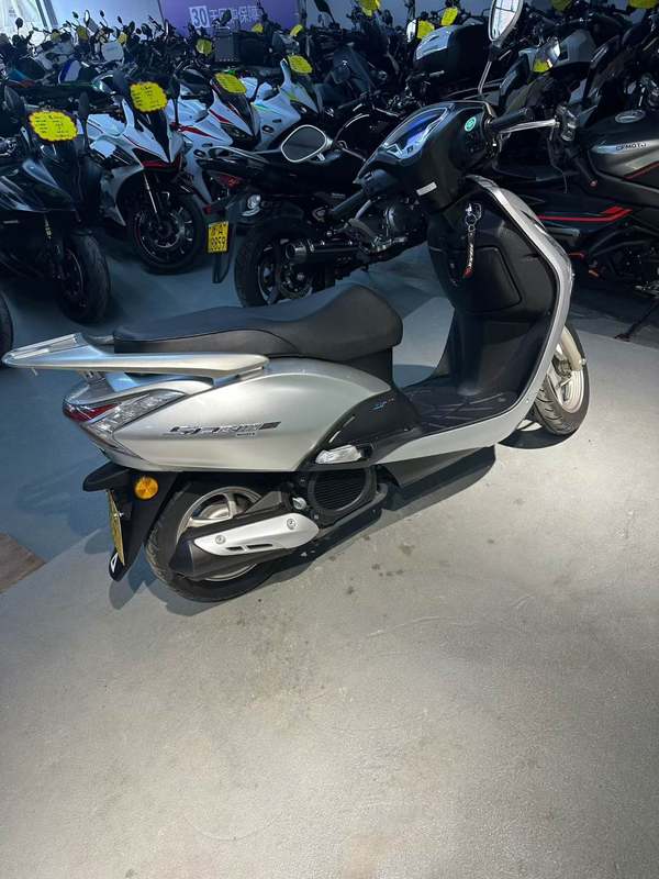 二手五羊本田SCR110 佳御