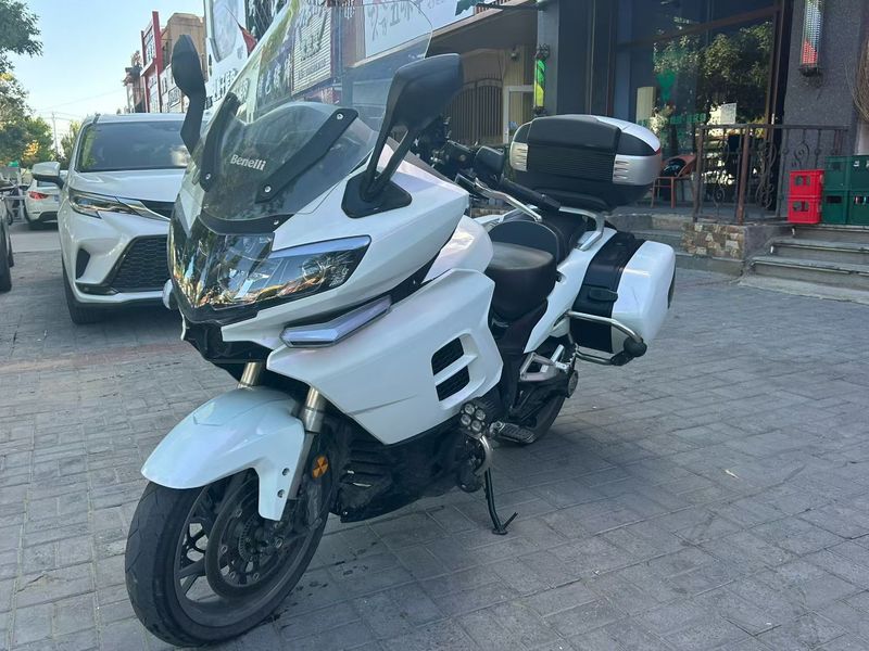 二手贝纳利1200GT