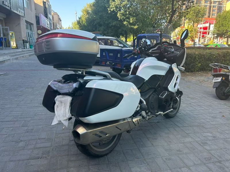 二手贝纳利1200GT