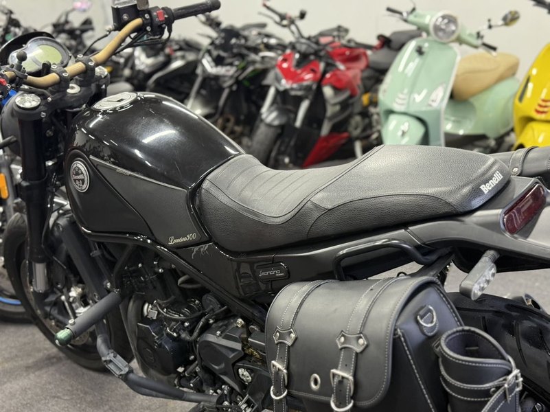 二手贝纳利幼狮 Leoncino 500