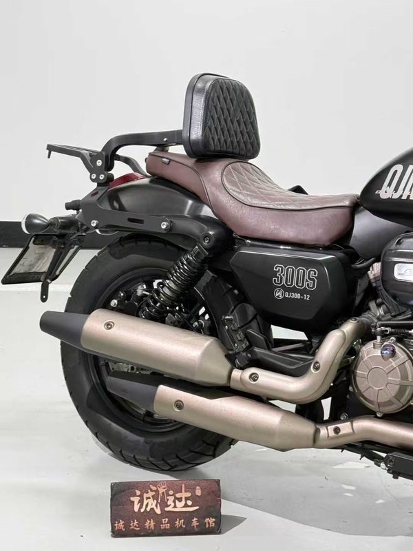 二手QJMOTOR闪300