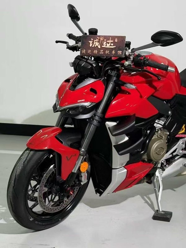 二手杜卡迪Street Fighter V4