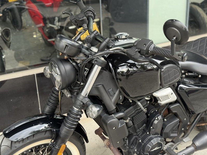 二手长江Bobbie 400 II