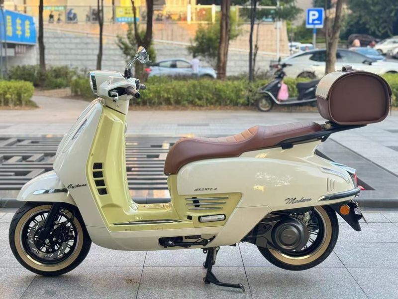 二手赛科龙RT3E 摩登