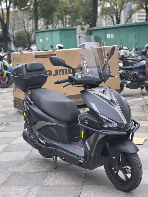 二手QJMOTOR鸿125