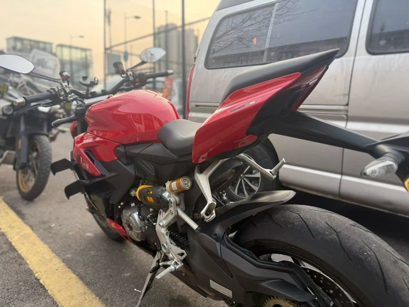 二手杜卡迪Street Fighter V2