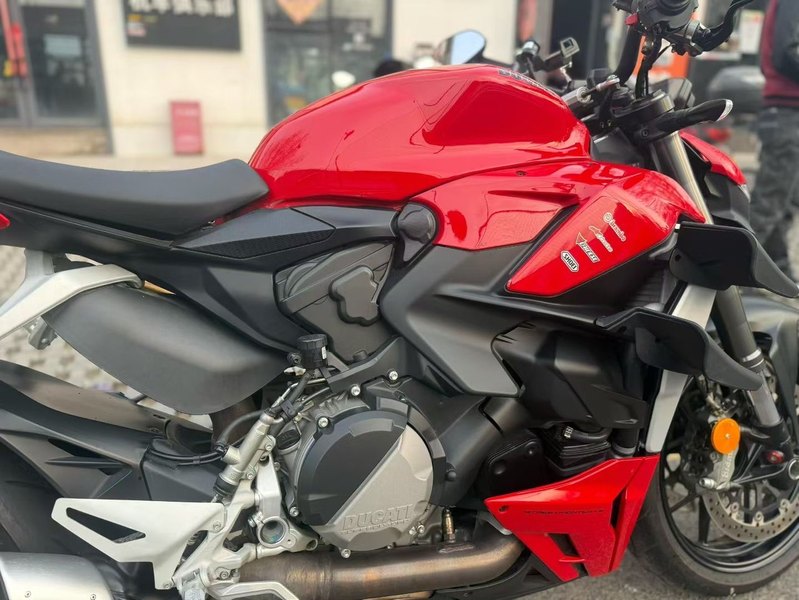 二手杜卡迪Street Fighter V2