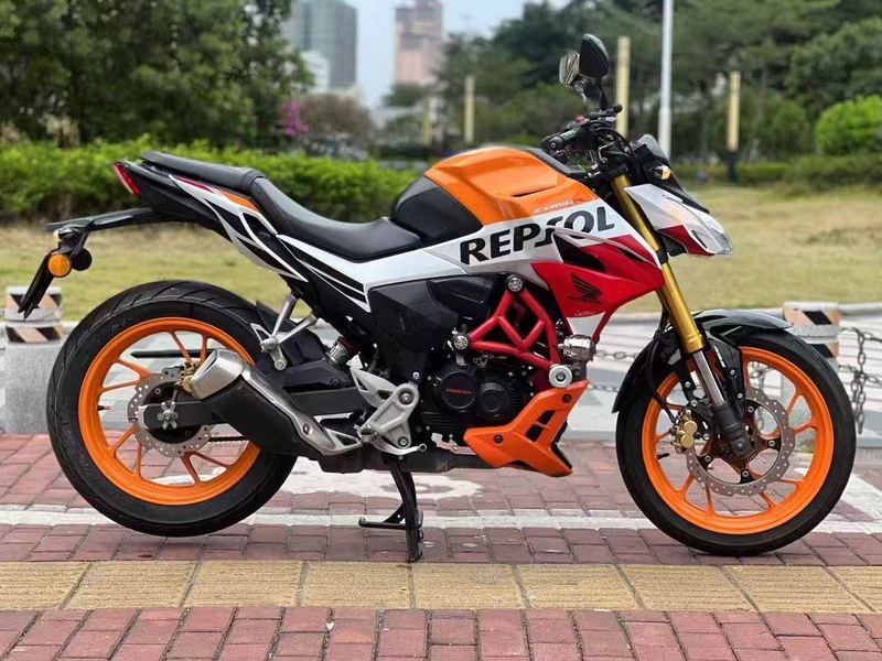 二手五羊本田CB190R 暴锋眼