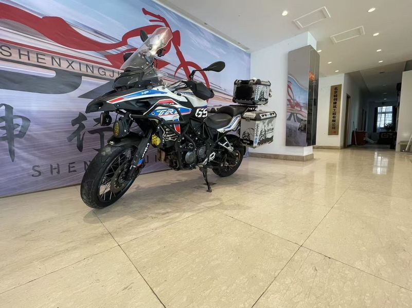 二手贝纳利金鹏 TRK502