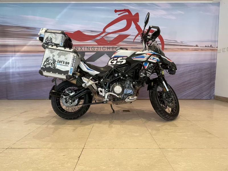 二手贝纳利金鹏 TRK502