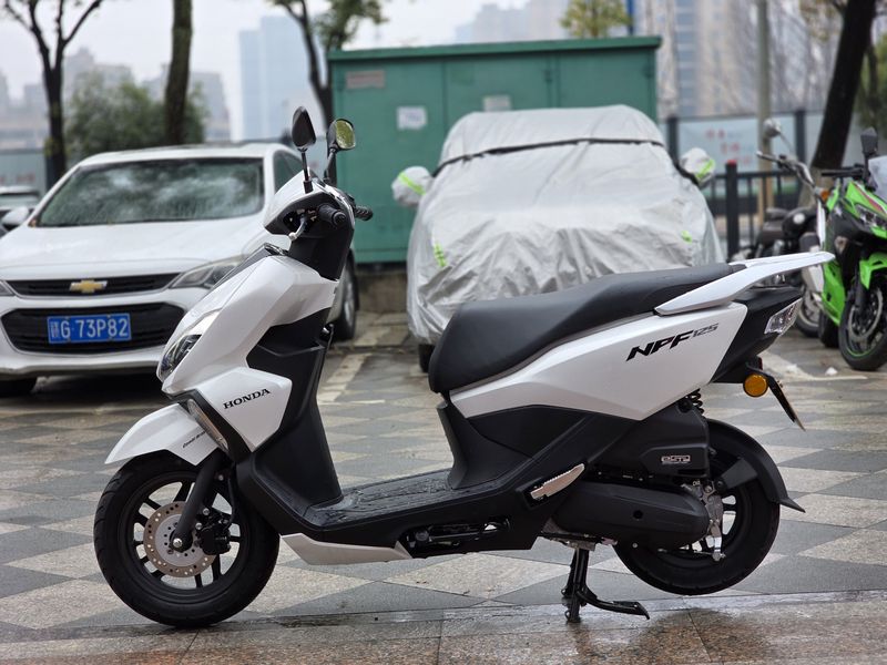 二手五羊本田NPF125