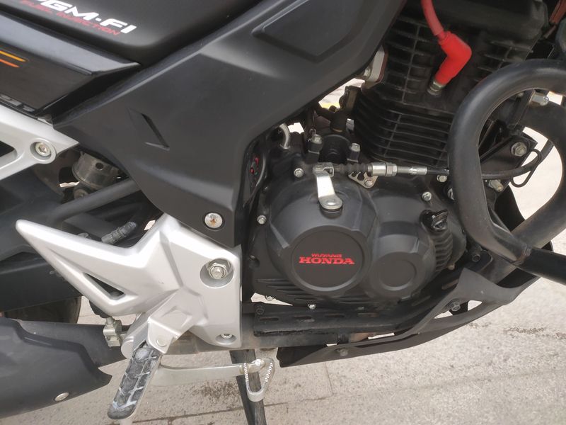 二手五羊本田猛鸷 CB190X