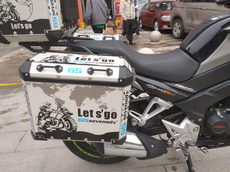 二手五羊本田猛鸷 CB190X