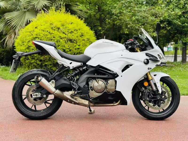 二手QJMOTOR赛600