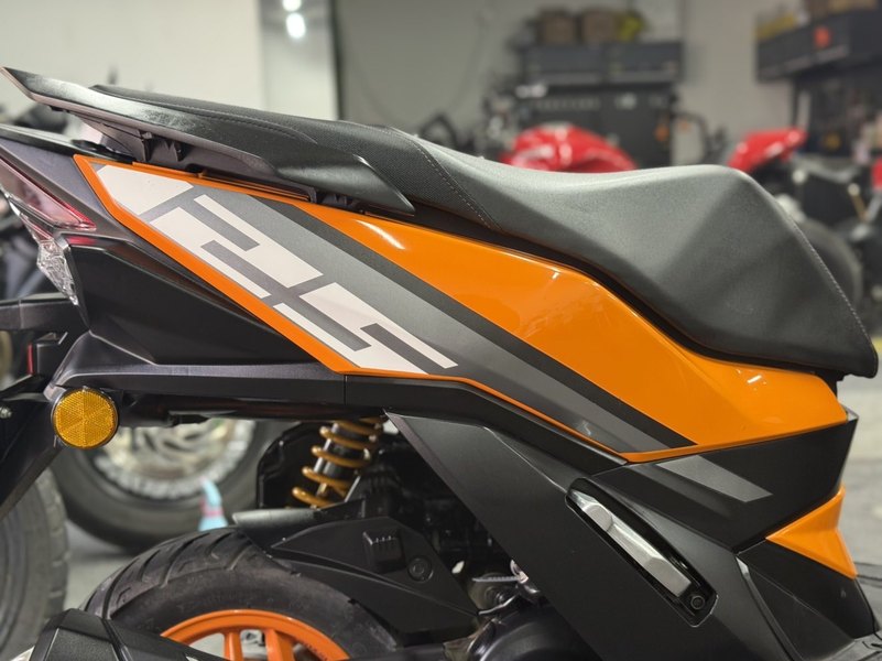 二手五羊本田NX125