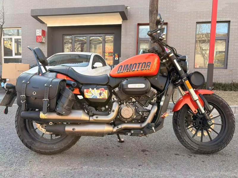 二手QJMOTOR闪300