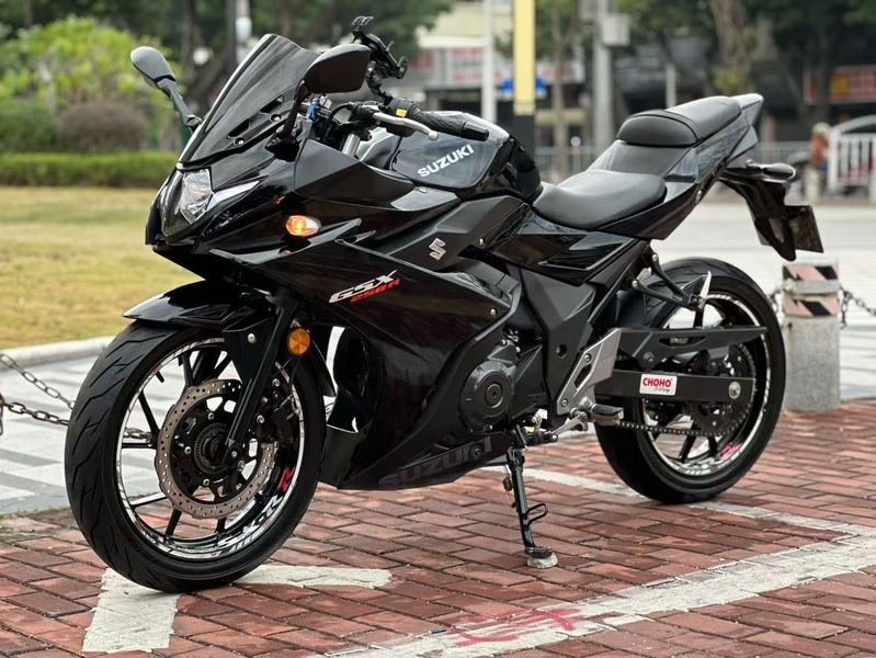 二手豪爵铃木GSX250R