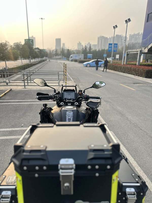 二手贝纳利TRK552