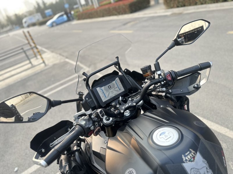 二手贝纳利TRK552