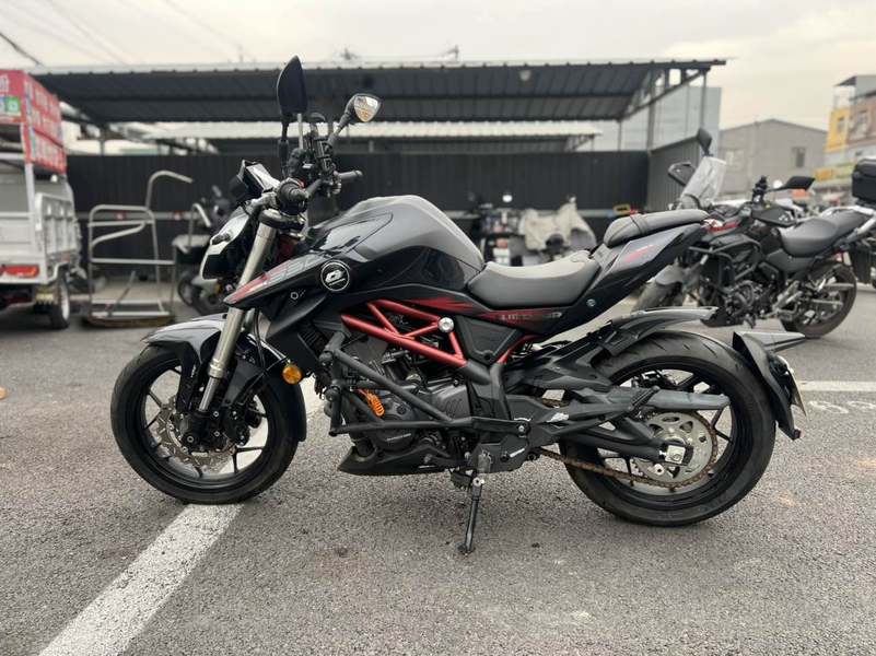 二手QJMOTOR追350