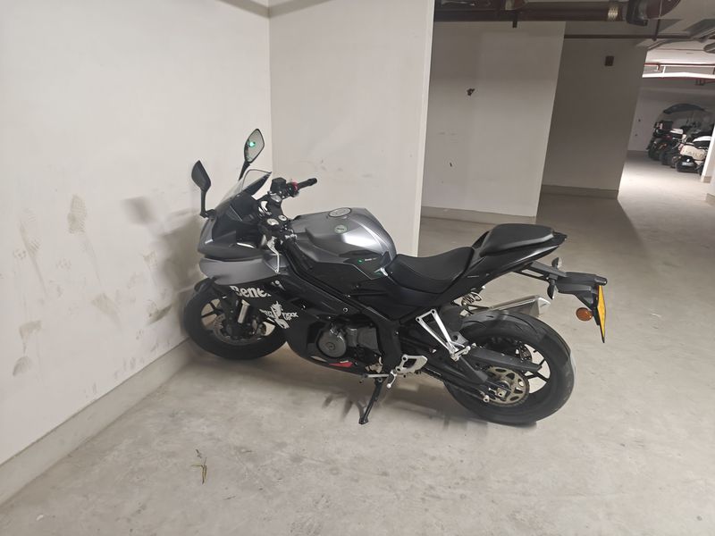 二手贝纳利龙卷风 Tornado 302R