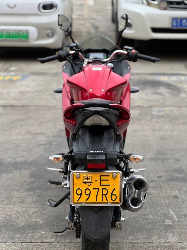 二手济南铃木极客飒 Gixxer 155
