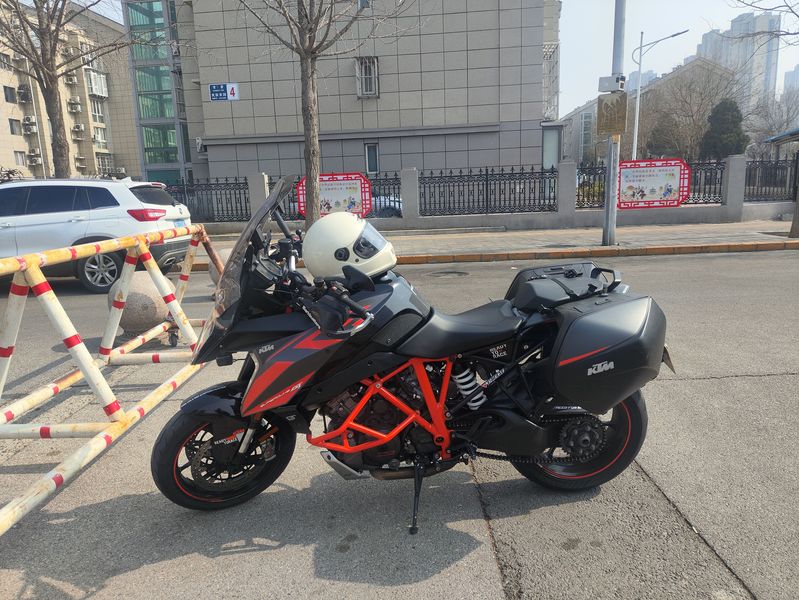 二手KTMR2R1290 Super Duke GT
