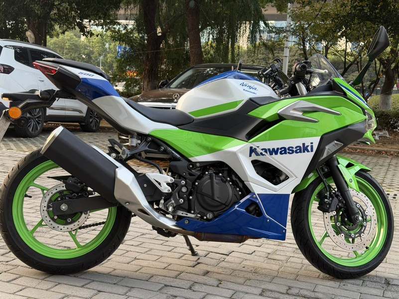 二手川崎Ninja 500