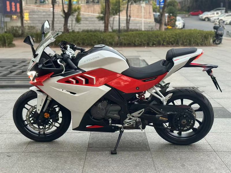 二手赛科龙RC250