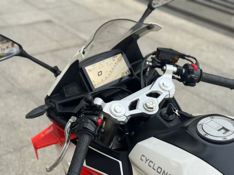 二手赛科龙RC250