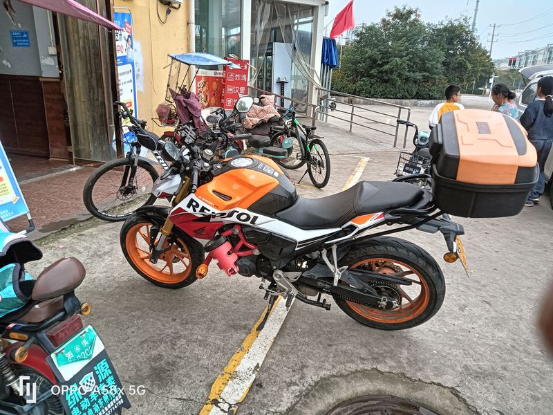 二手五羊本田CB190R 暴锋眼