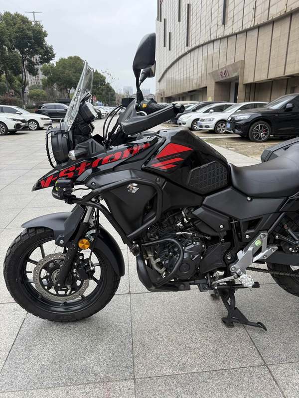 二手豪爵铃木DL250