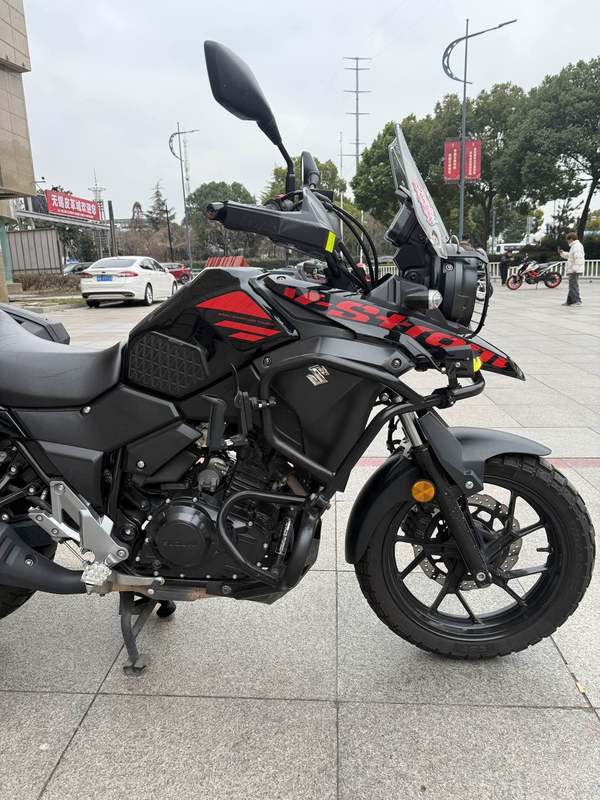 二手豪爵铃木DL250